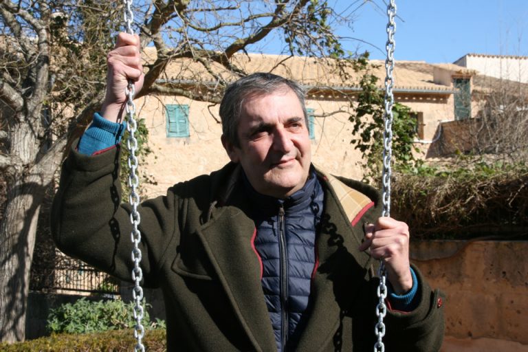Raphel Pherrer: “Anar contracorrent és un deure”