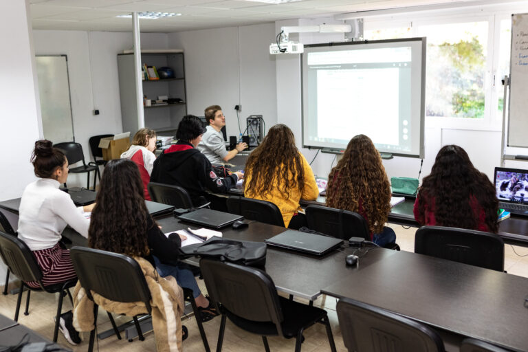 Escola d’adults de Marratxí: aprendre i formar-se per a tota la vida