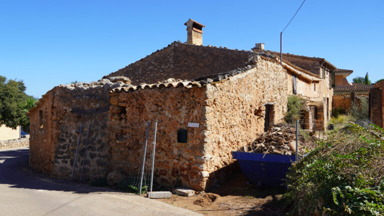 Comencen les obres de la coberta i reforç de l’estructura de la històrica olleria de Can Palou