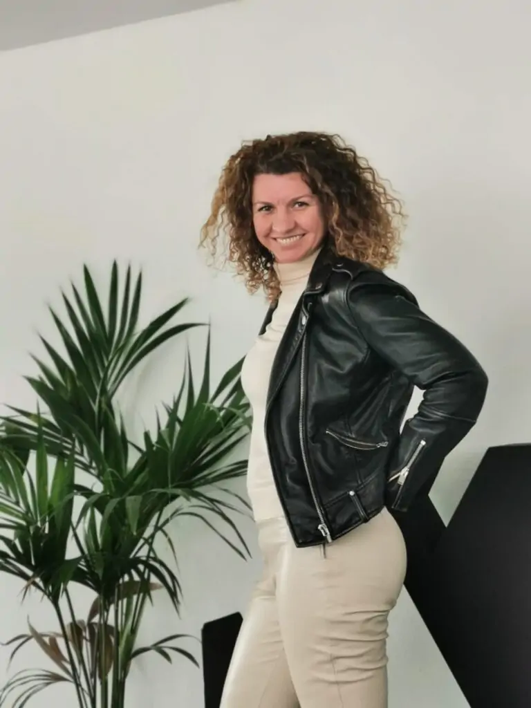 Sara J. Browne: “Me fijo pequeños objetivos diarios: hacer ejercicio o cenas virtuales con amigos ”