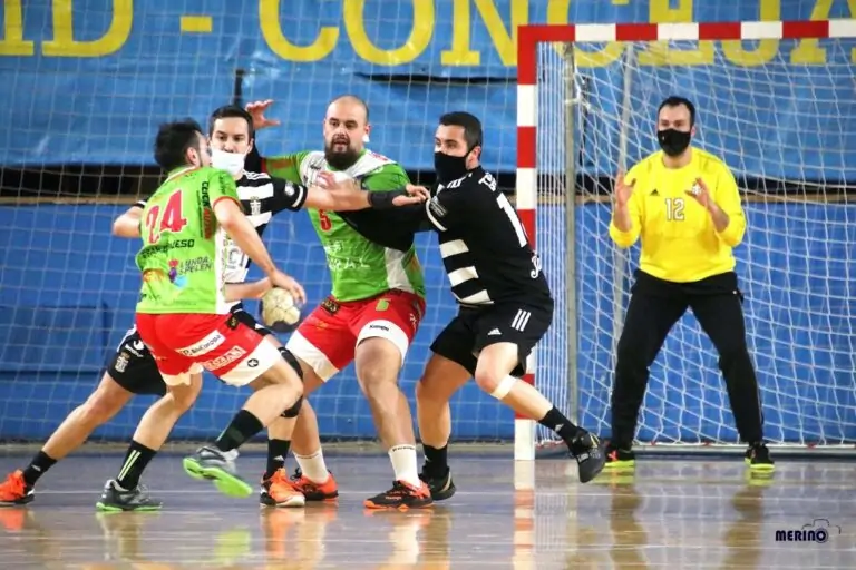 El Sispal Handbol Marratxí vuelve a ganar y sale del pozo de la clasificación