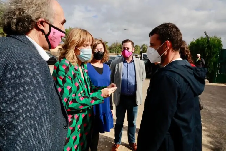 La ministra de Educación visita el centro de Educación Especial Princesa de Asturias de Marratxí