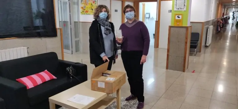 El Ayuntamiento entrega un kit covid a los colegios para detectar posibles casos de coronavirus en alumnos de 3 a 12 años