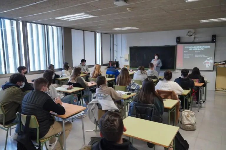 L’Ajuntament imparteix tallers d’orientació professional a 450 alumnes de l’IES de Marratxí