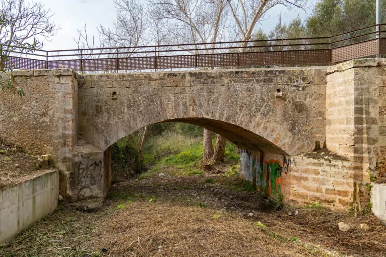 1884: la historia detrás del puente de Es Caülls