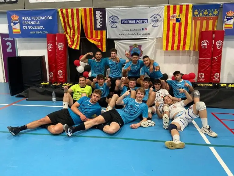El CV Mediterráneo se proclama campeón de la fase de ascenso a Primera Nacional disputada en el Pabellón Blanquerna