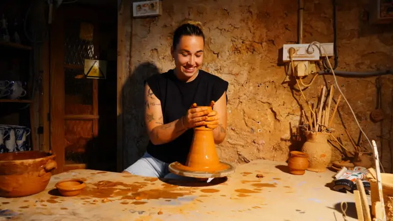 Cata Coll: «Soy una persona que disfruta de lo que hace, y creo que me va bien porque lo hago con ganas»