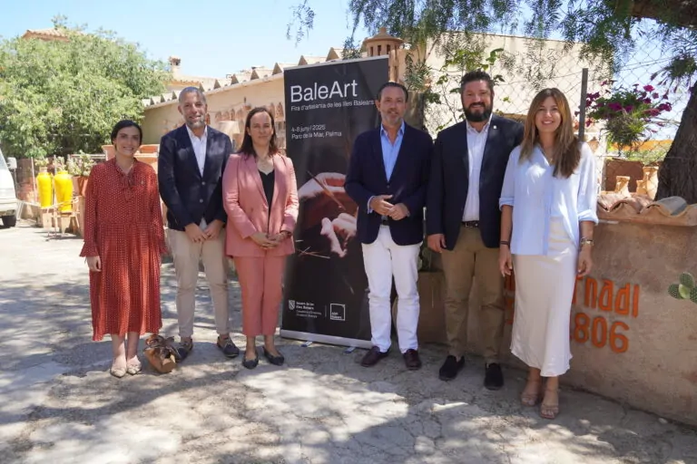 El Govern presenta la Fira BaleArt en una emblemática ollería de Pòrtol