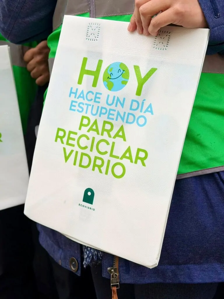 Marratxí i Ecovidrio llancen una campanya amb intel·ligència artificial per incrementar el reciclatge de vidre