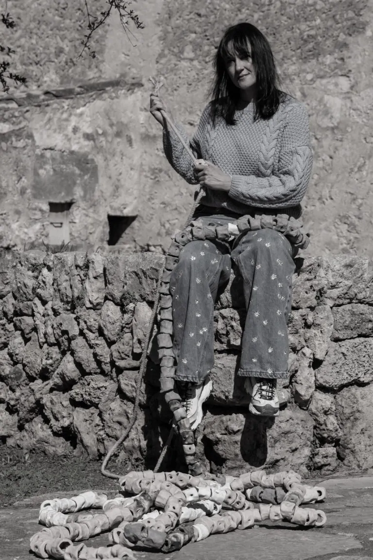 Anastasia Egórova, ceramista guanyadora del Premi Benet Mas 2026