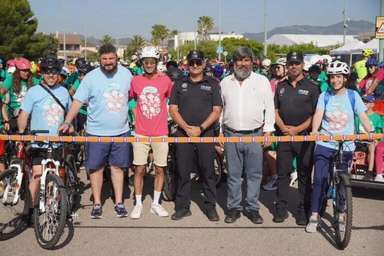 Cerca de 800 participantes llenan Marratxí en la VII Diada Ciclista