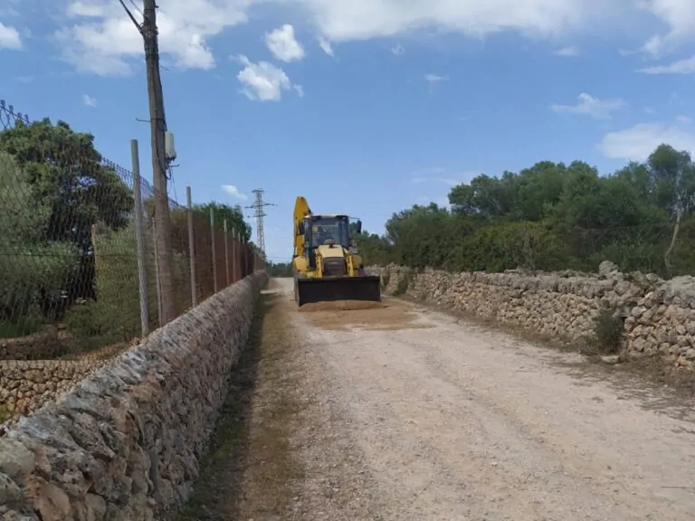 El Ayuntamiento de Marratxí rehabilita varios caminos rurales de Son Ametler y Sa Comuna