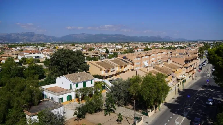 Marratxí tramita seis nuevas licencias urbanísticas gracias a la colaboración de las ECU